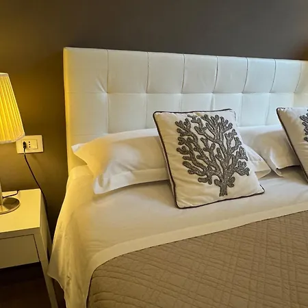 Ca'vour Гостевой дом 3*