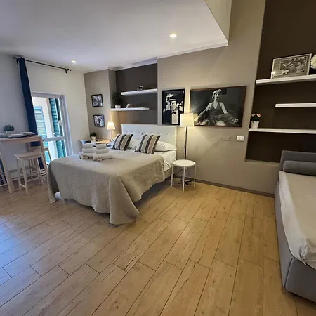 בית הארחה Ca'vour 4*