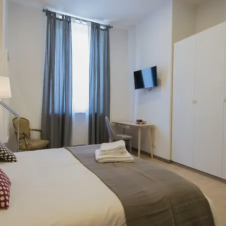 Vendégház Ca'vour 3*